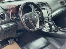 نيسان ماكسيما